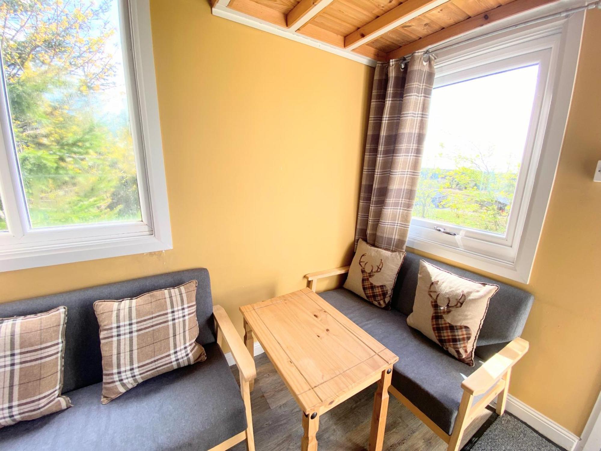 Villa Blair Tiny House With Private Hot Tub - Fife - Loch Leven - Lomond Hills à Dunfermline Extérieur photo