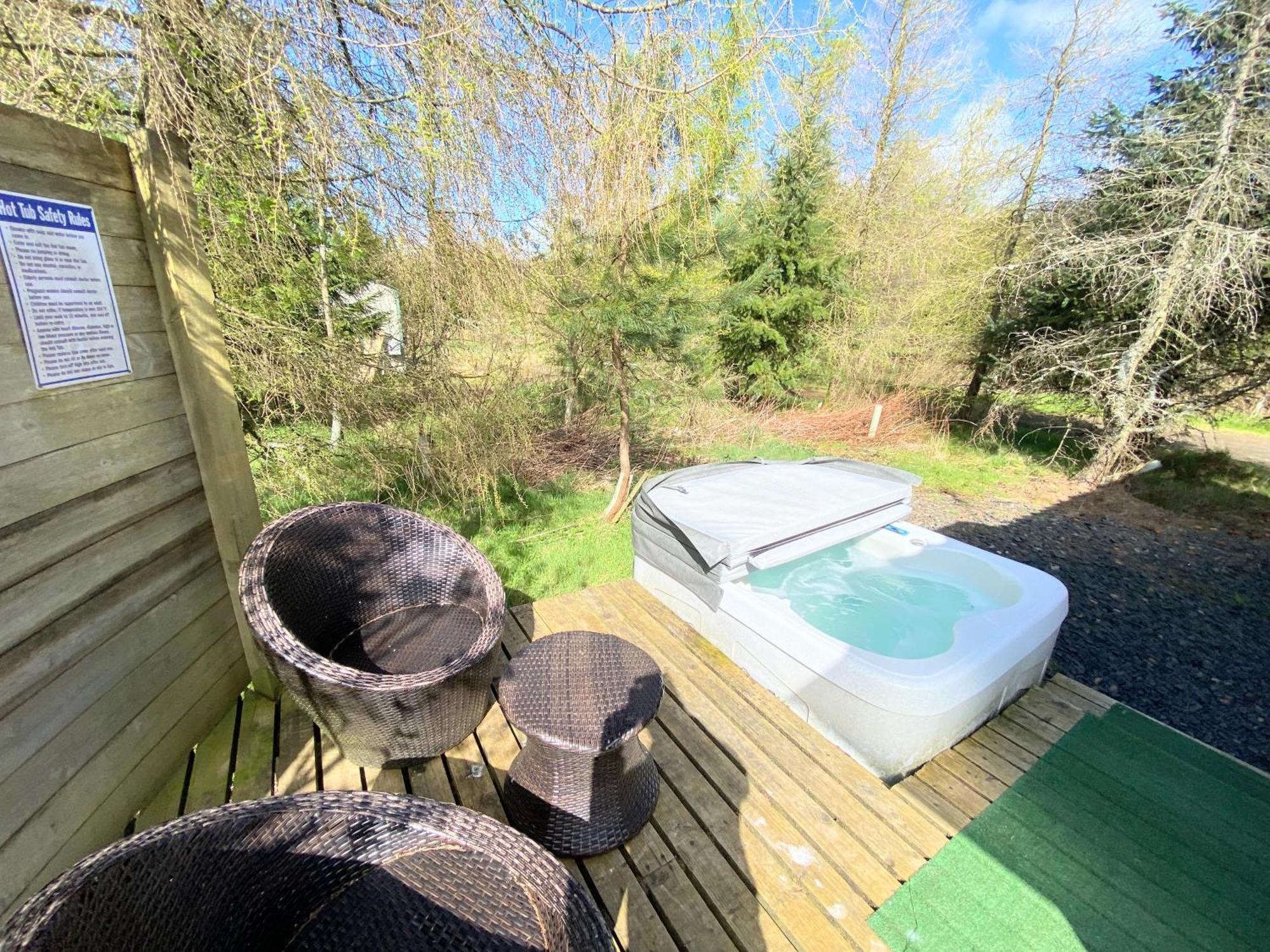 Villa Blair Tiny House With Private Hot Tub - Fife - Loch Leven - Lomond Hills à Dunfermline Extérieur photo